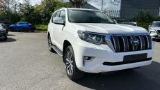 Toyota Land Cruiser 2.8 D-4D 204 Invincible 5dr Auto 7 Seats Diesel Station Wagon